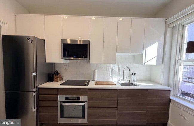 Photo - 1332 15th St NW Unit 44