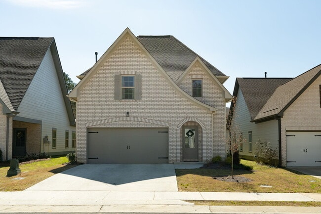 Photo - 2134 Springfield Dr