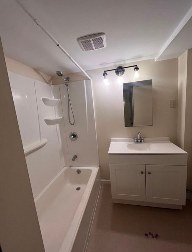 Photo - 125 Hickok St Unit 1