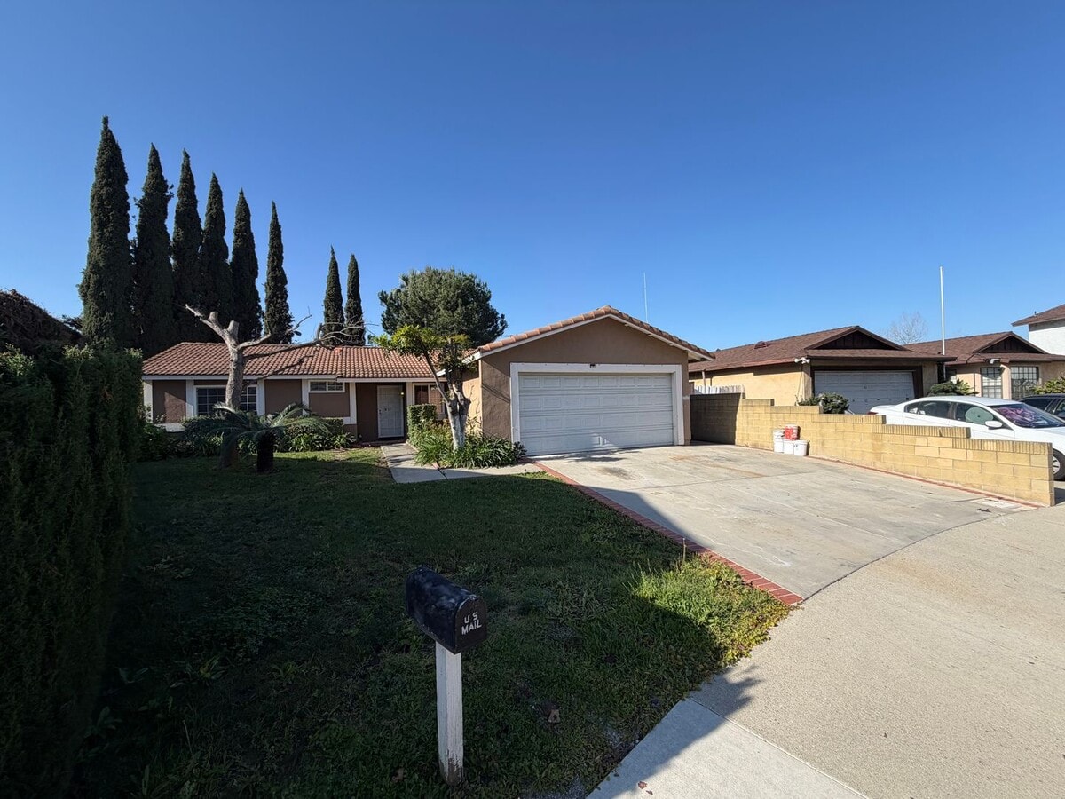 Rare 5 Bedroom Home on Large 9,087 Sq Ft Lot in Prime Rowland Heights - Rare 5 Bedroom Home on Large 9,087 Sq Ft Lot in Prime Rowland Heights