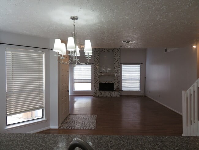 Photo - 12824 Westpark Dr