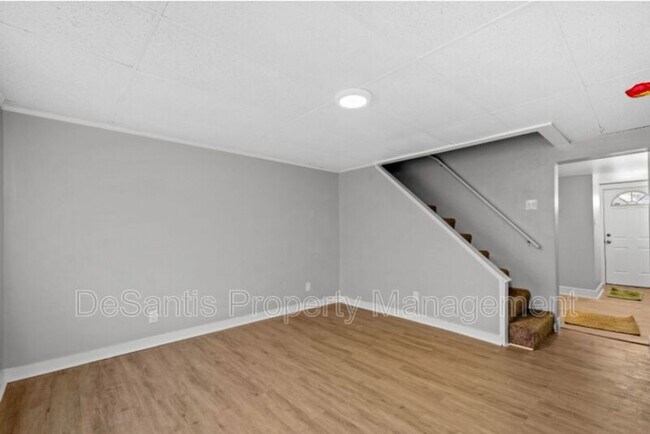 Photo - 2701 Oakely Way