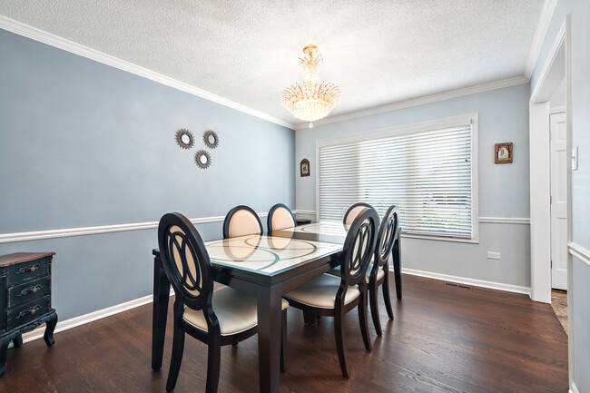 Photo - 543 Gateshead Dr