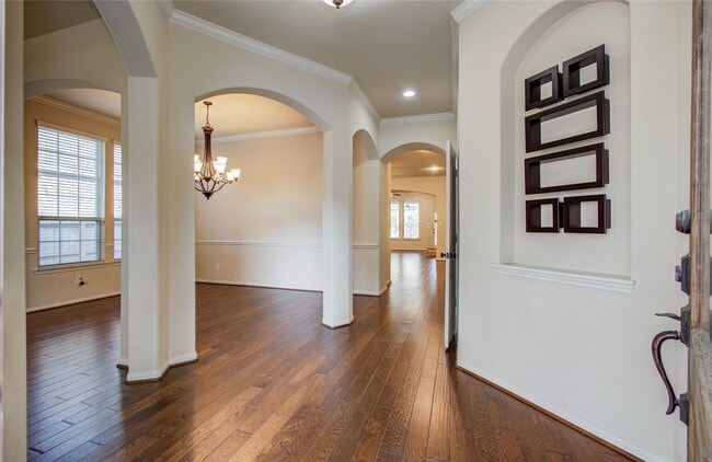 Photo - 8215 Laughing Falcon Trail