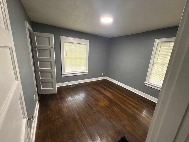 Photo - 4 Bed | 2 Bath | Detached Garage | Spacious Living