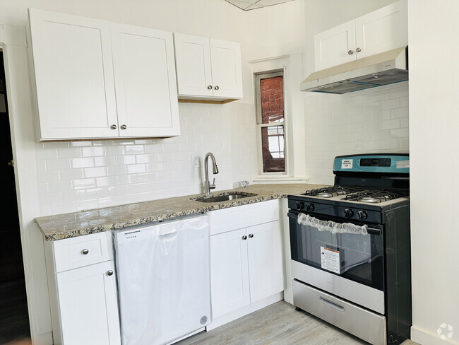 Building Photo - 38 Jefferson St Rental