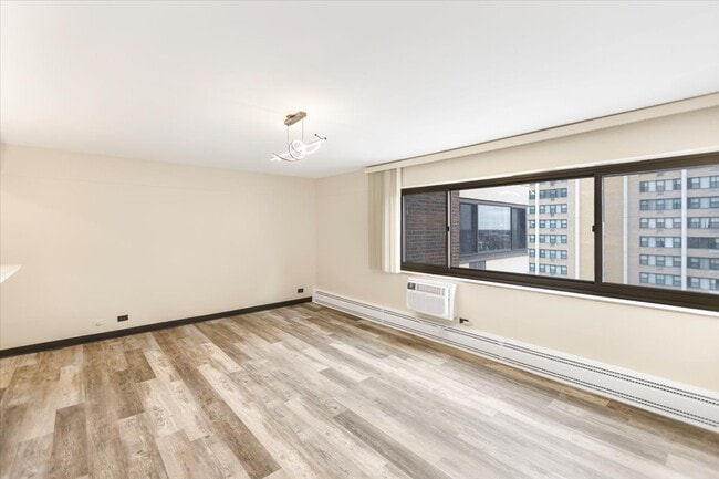 Photo - 7337 S South Shore Dr