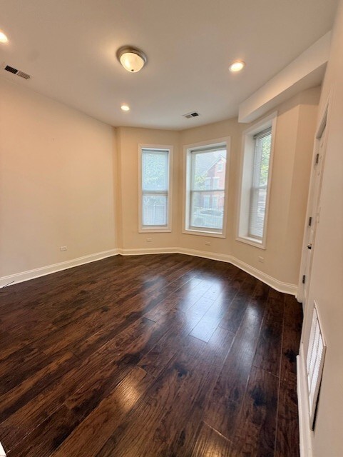 Photo - 1325 S Komensky Ave