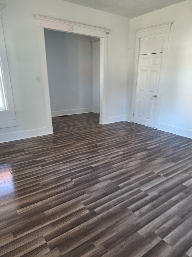 Photo - 515 W Franklin St
