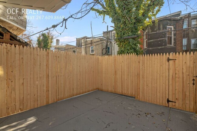 Photo - 2522 Nicholas St