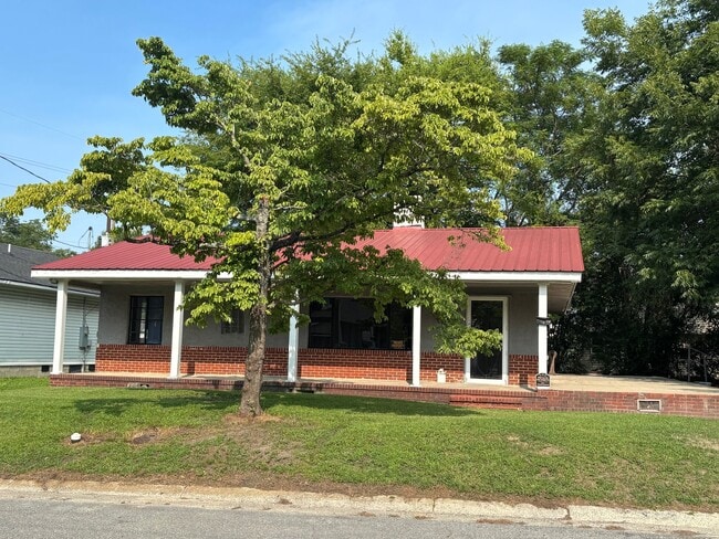 Photo - 1102 Crawford St