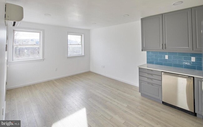 Photo - 958 Mt Olivet Rd NE