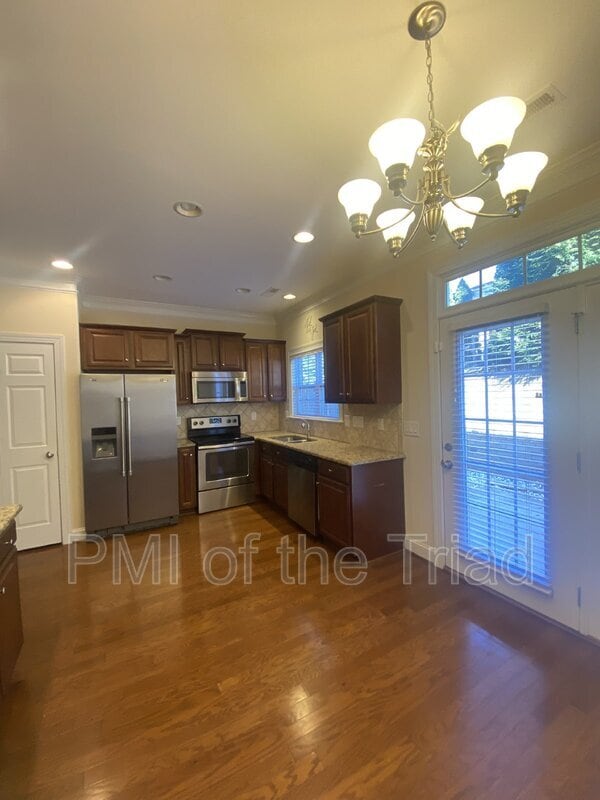 Photo - 1078 Richmond Park Dr