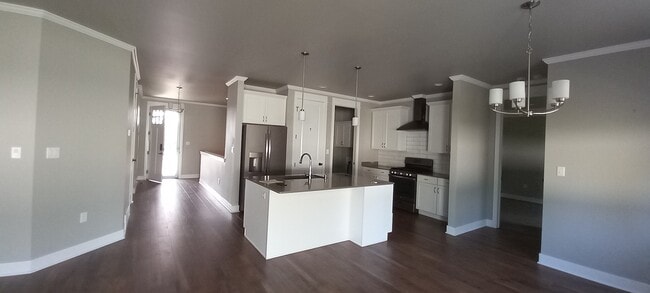 Photo - 3617 Colton Blvd