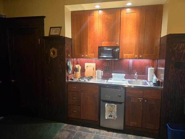 Photo - Washington Ave 212-218 Unit 216 A