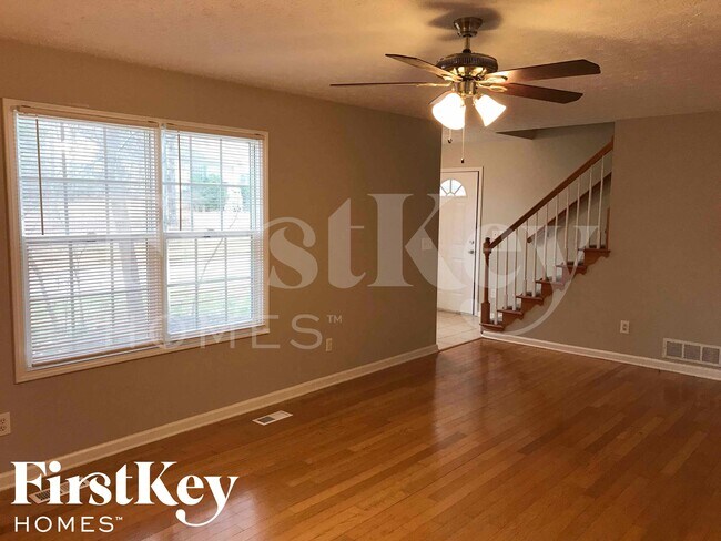 Photo - 35 Riverbend Trail