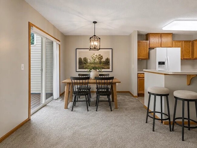 2085 St Johns Ct