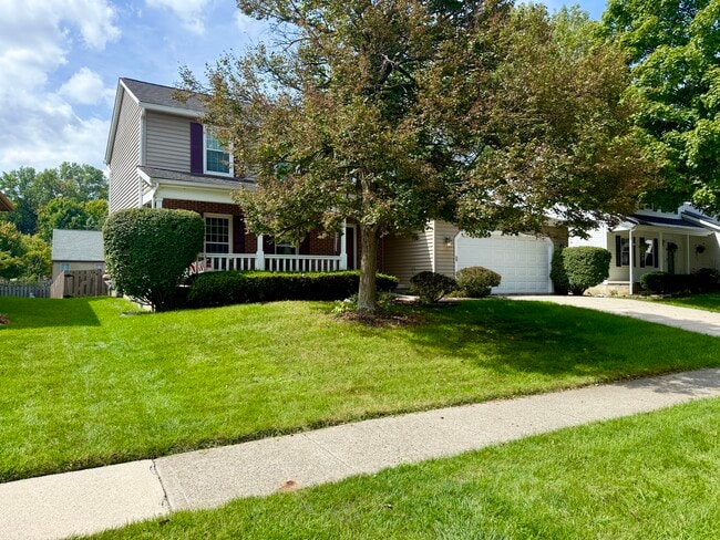 7451 Mapleleaf Ct