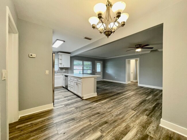Building Photo - 2192 Belmar Dr Rental