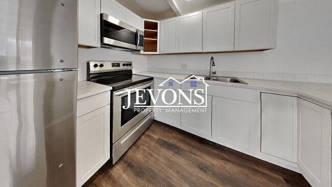 Photo - Cascade Village Apartments - 4815 & 4901 1...