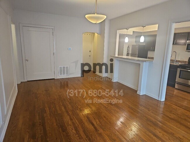 Photo - 1 W 28th St Unidad 108