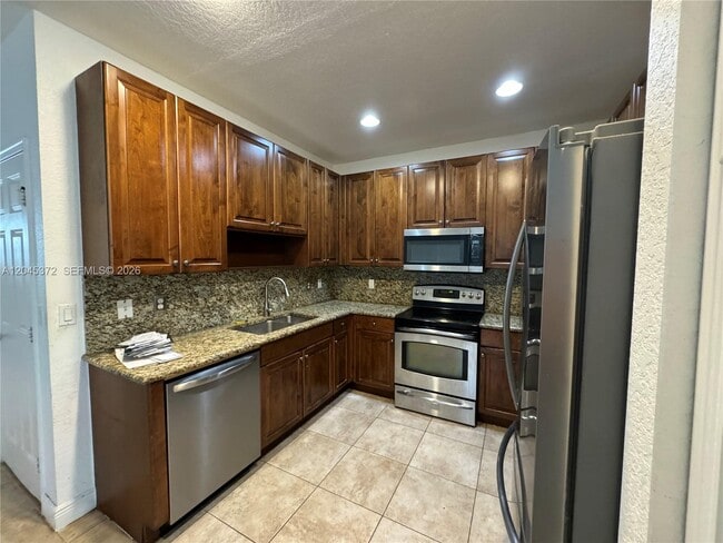 Photo - 9763 Darlington Pl