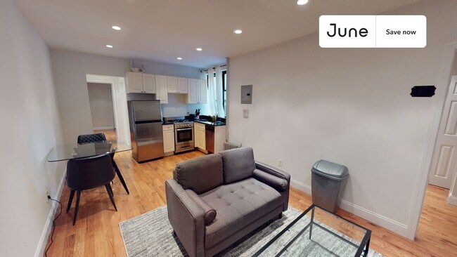 Building Photo - 23 E 109th St