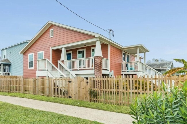 Photo - 1326 53rd St