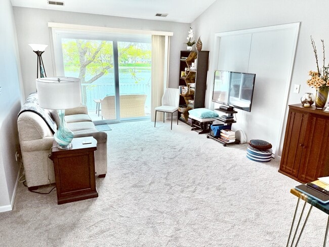 Photo - 27W705 Windermere Rd Unit 3008