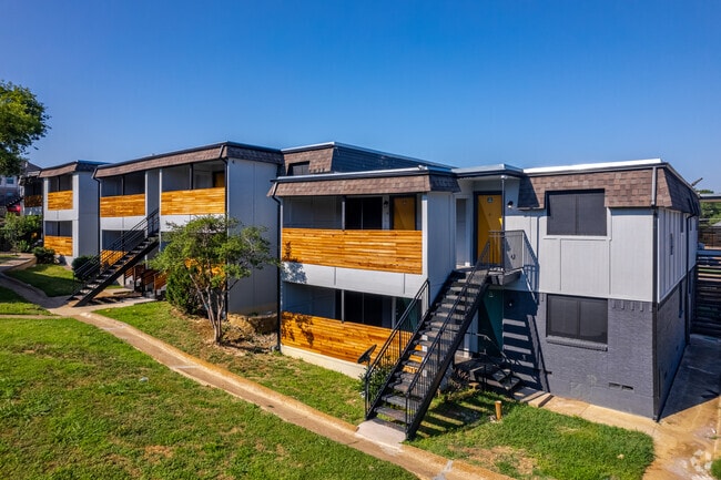 The Flats off Country Club