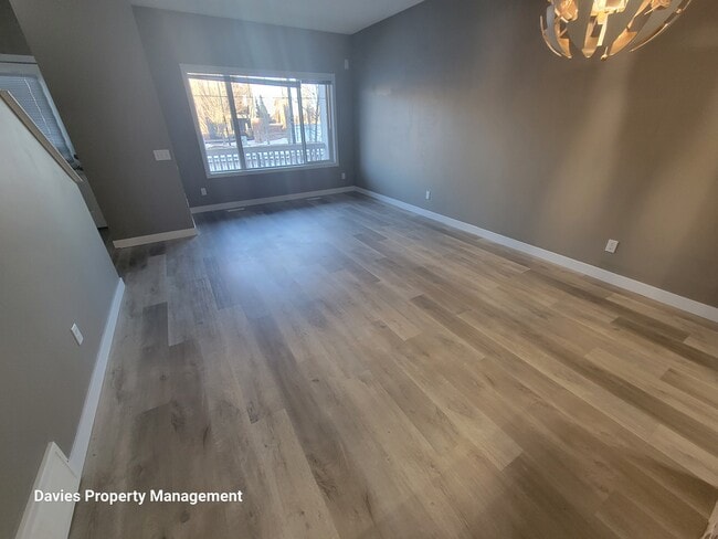 Photo - 8209-8217 217 St NW