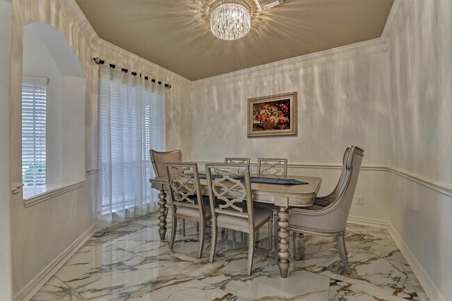 Photo - 18 Wyckham Cir