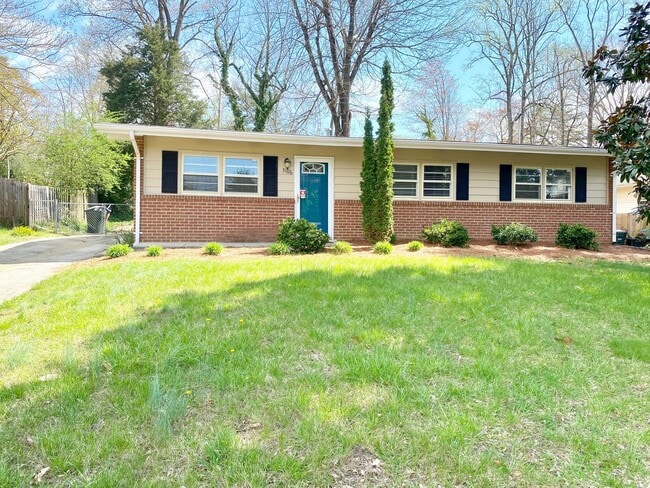 Building Photo - Three Bedroom Home with Amazing Backyard!