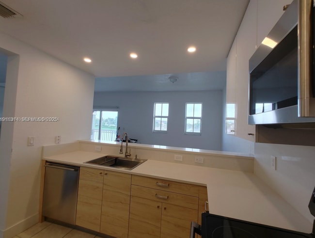 Photo - 10901 NW 83rd St Unit 204