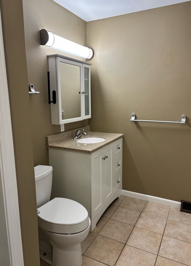 Photo - 1320 S Curry Pike