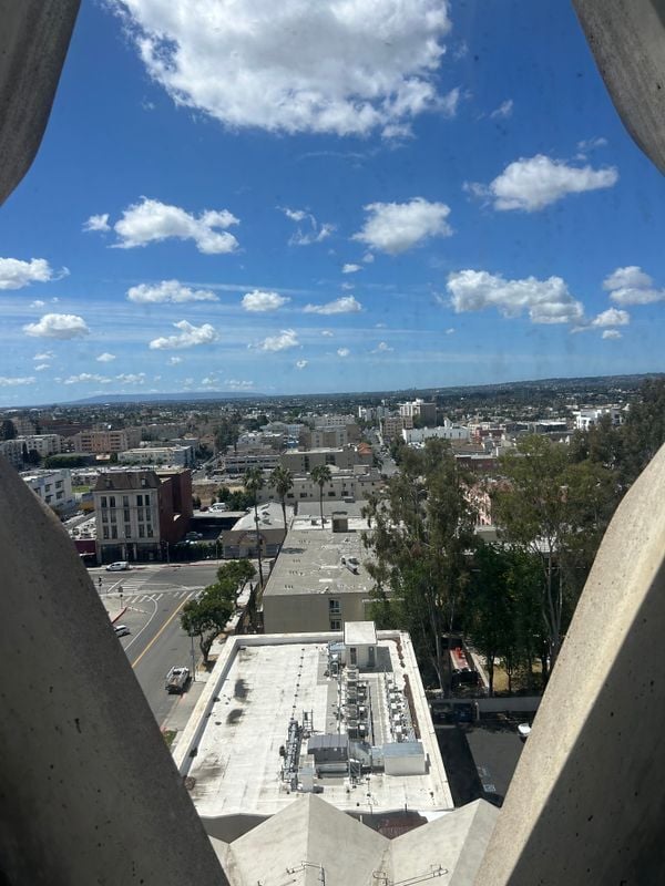 Building Photo - 2404 Wilshire Blvd