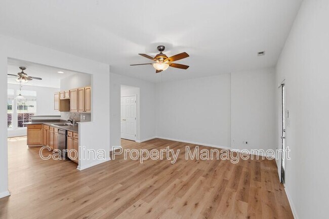 Photo - 4957 Sunburst Ln