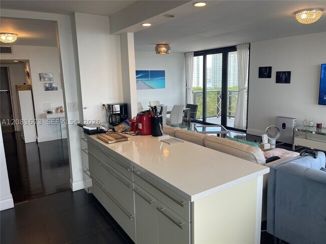 Photo - 18151 NE 31st Ct Unit 1201