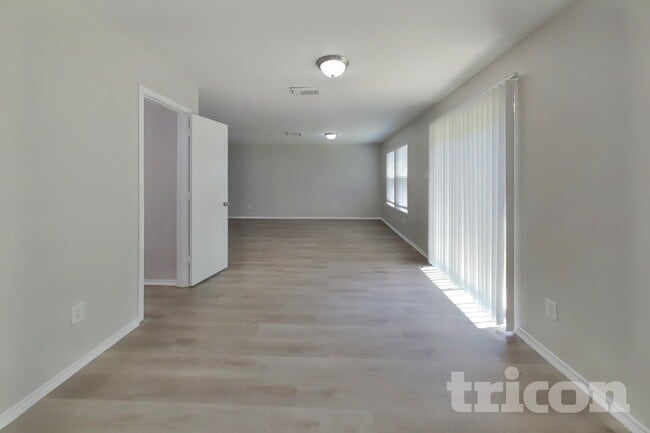 Photo - 12402 Grossmount Dr