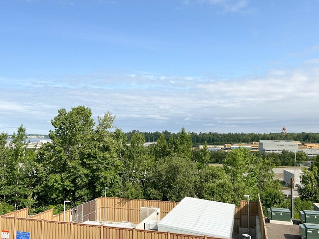 Photo - 201 Barrow St