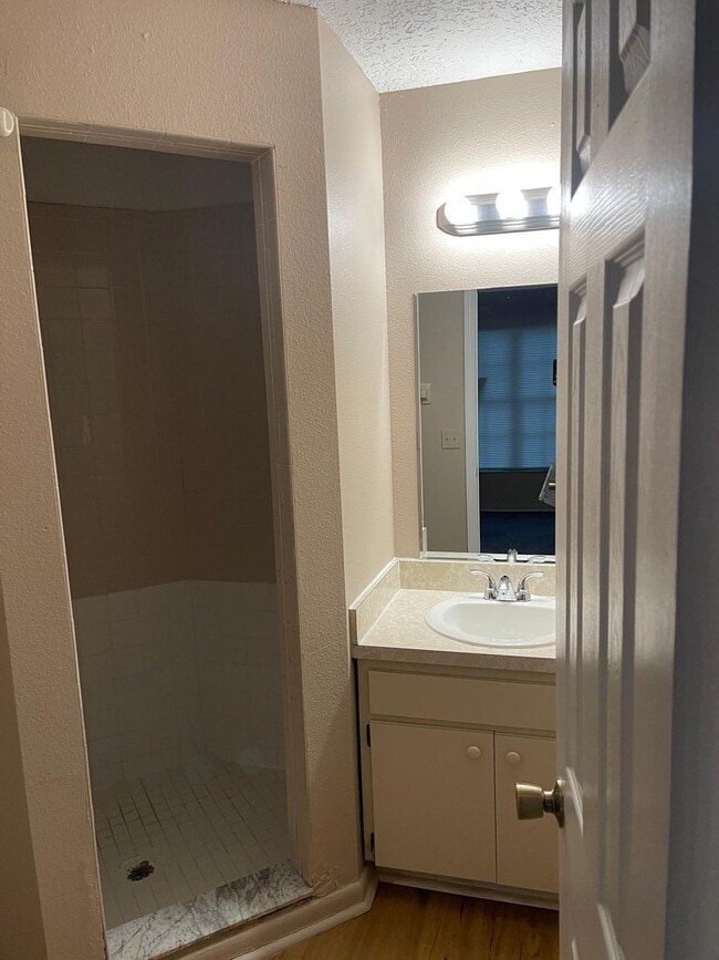 Photo - 3202 N 16th St