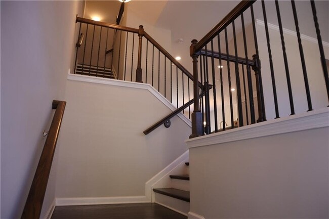 Photo - 561 Sunset Park Dr