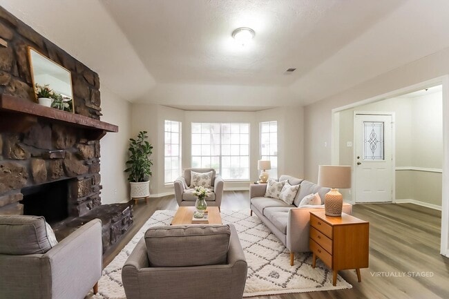 Photo - 2614 Forestbrook Dr