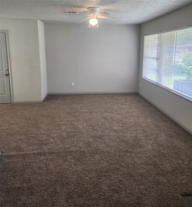 Photo - 5244 Enyart St