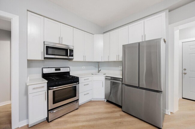 Photo - 3966 W Grand Ave Unidad 2F