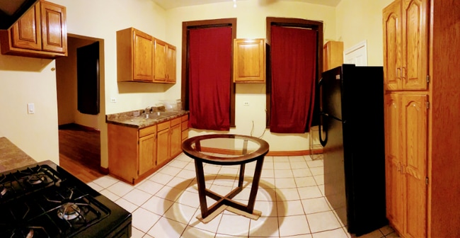 Photo - 3662 S Paulina St Unit 2