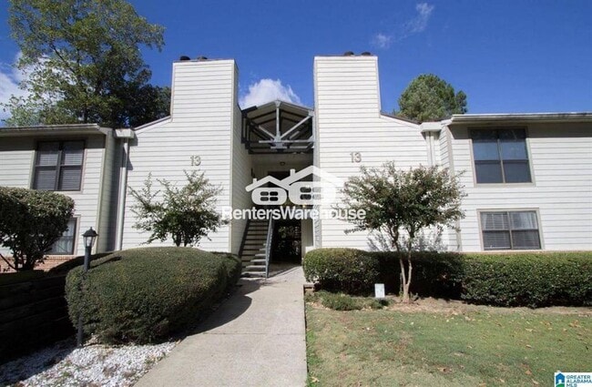 Building Photo - 1303 Gables Dr Unit 1303