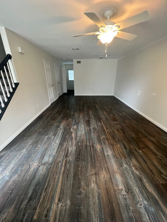 Photo - 13536 Embassy Park Ct