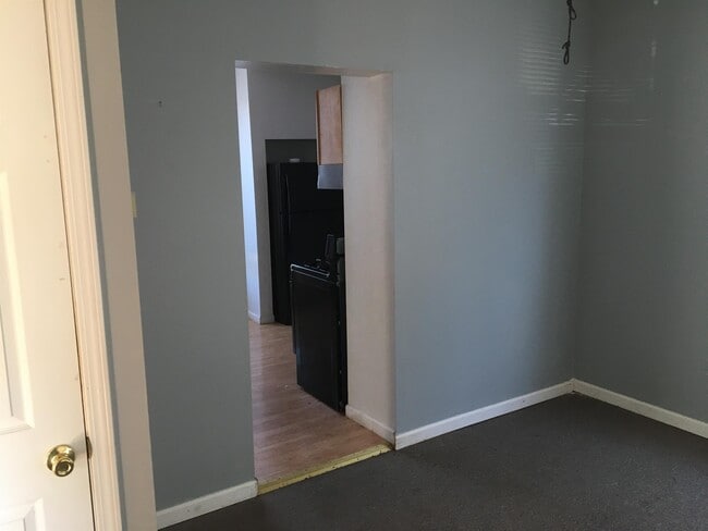 Photo - 105 E Texas Ave