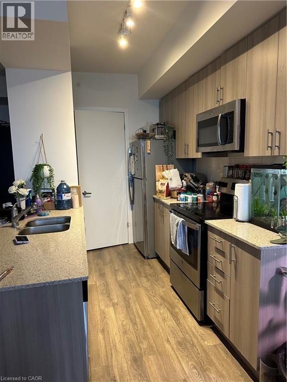 Photo - 550 N Service Rd Unité 1007